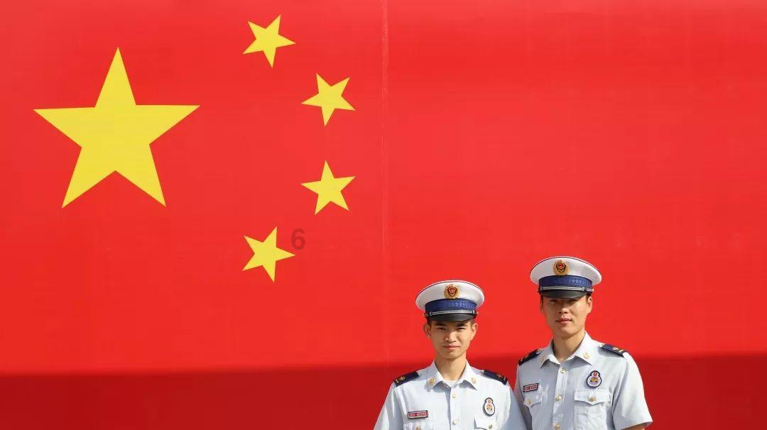 甜美小邮差